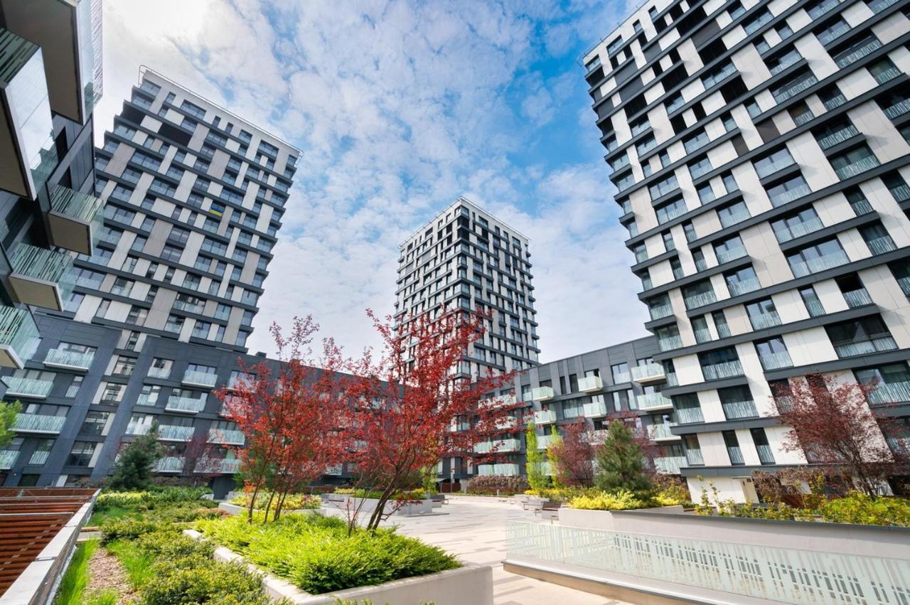 Centrum Park Apartment+ Прага Екстериор снимка